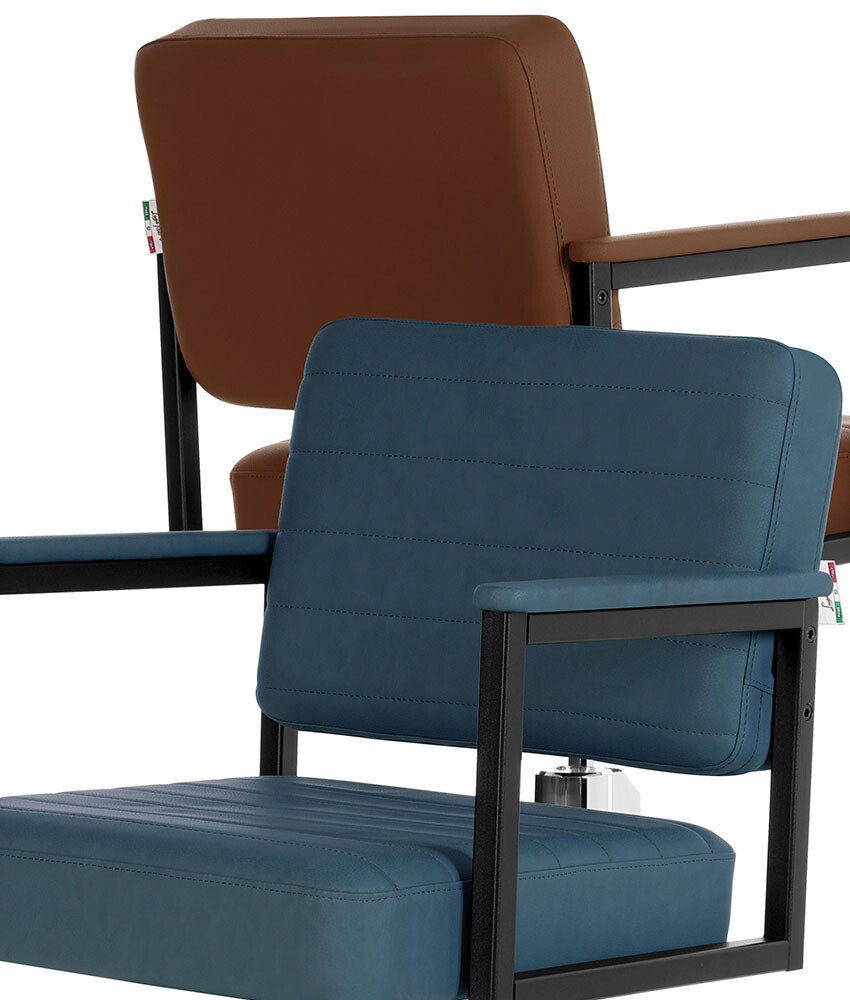 Poltrona per parrucchiere: Andrea - In foto colori: Peacock blue N3 - Cognac N5 - Luca Rossini Poltrona per parrucchiere: Andrea - In foto colori: Peacock blue N3 - Cognac N5 - Luca Rossini